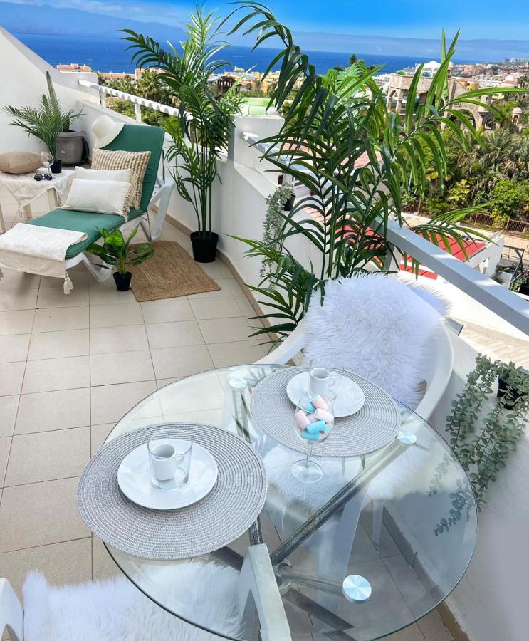 Malibu Park Apartments Sol Адехе Екстериор снимка