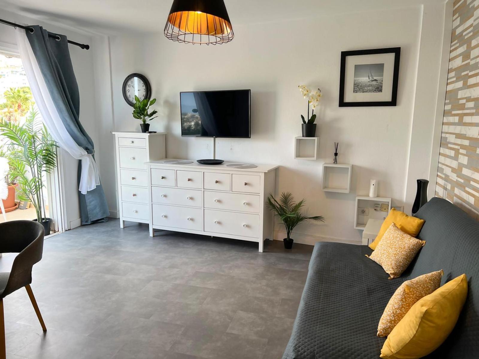 Malibu Park Apartments Sol Адехе Екстериор снимка
